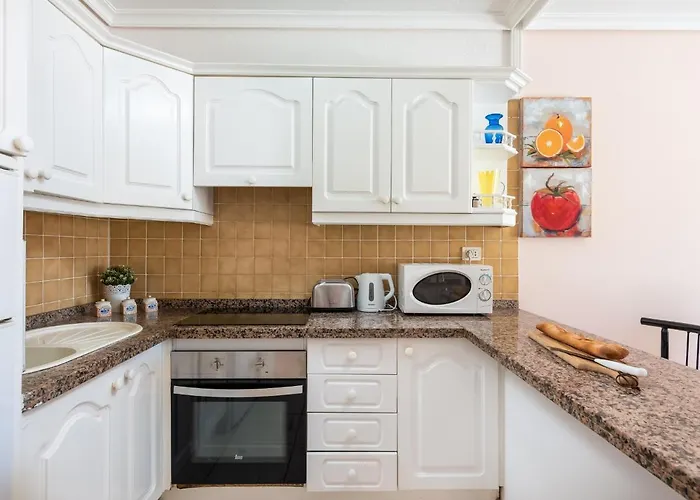 10e Country Club Pool! *